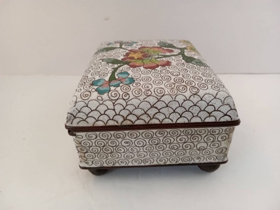 Antique Chinese Cloisonné with flowers - image 6