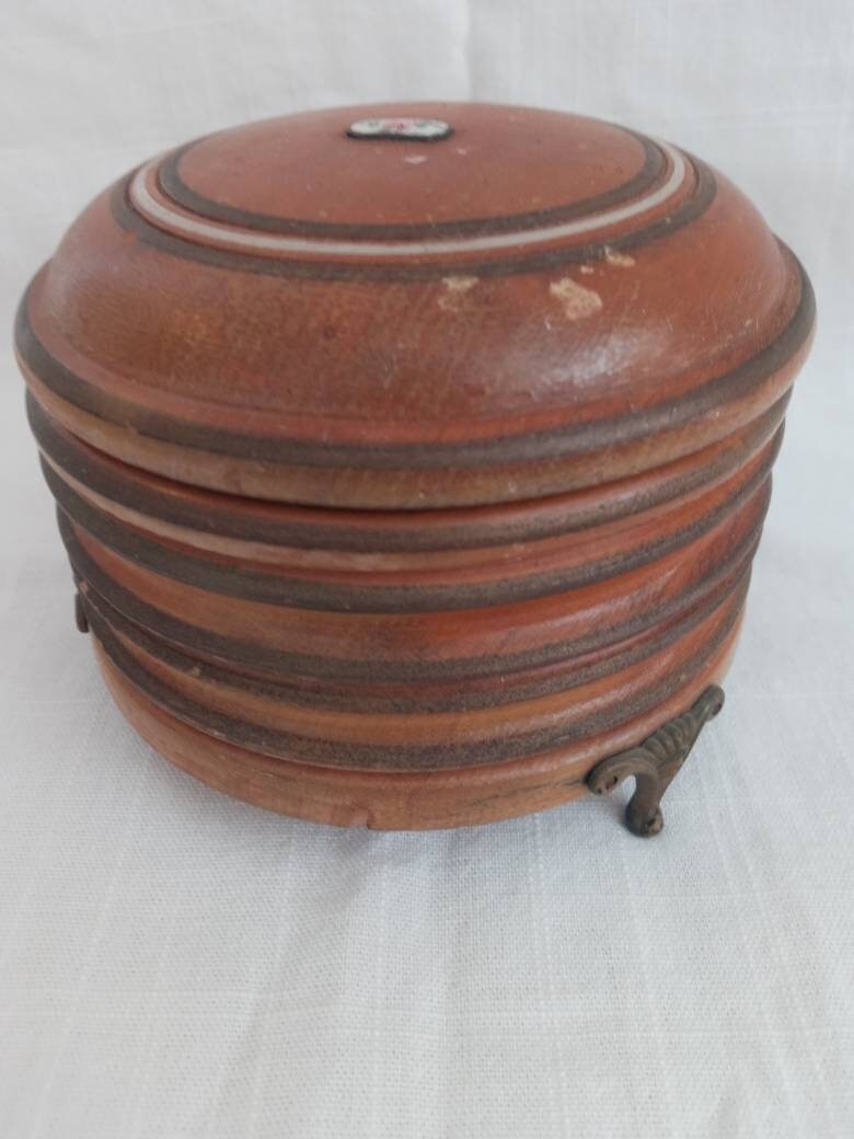 Vintage 1940s powder puff musical wooden. Etsy