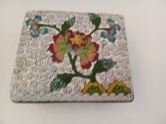 Antique Chinese Cloisonné with flowers - image 3