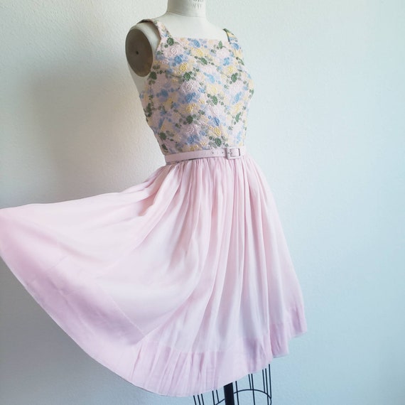 Vintage 50s Pink Minx Modes Dress With Embroidered