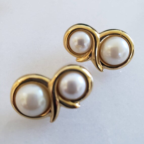 Vintage Givenchy Gold Tone Faux Pearl Earrings - image 4