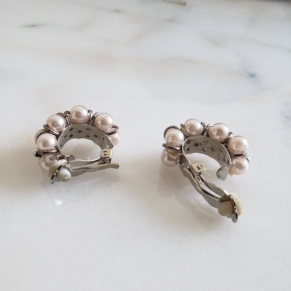 Vintage 50s/60s Faux Pearl Clip-On Earrings - image 4
