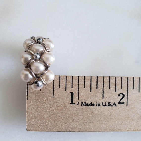 Vintage 50s/60s Faux Pearl Clip-On Earrings - image 6