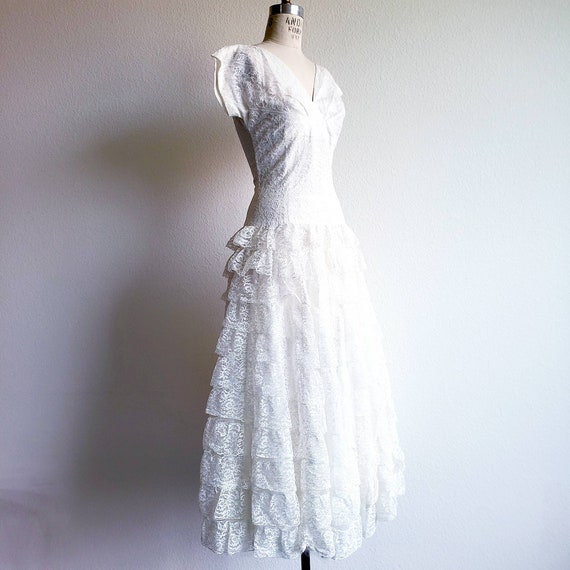 Vintage 50s/60s Off White Drop Waist Tiered Lace … - image 3