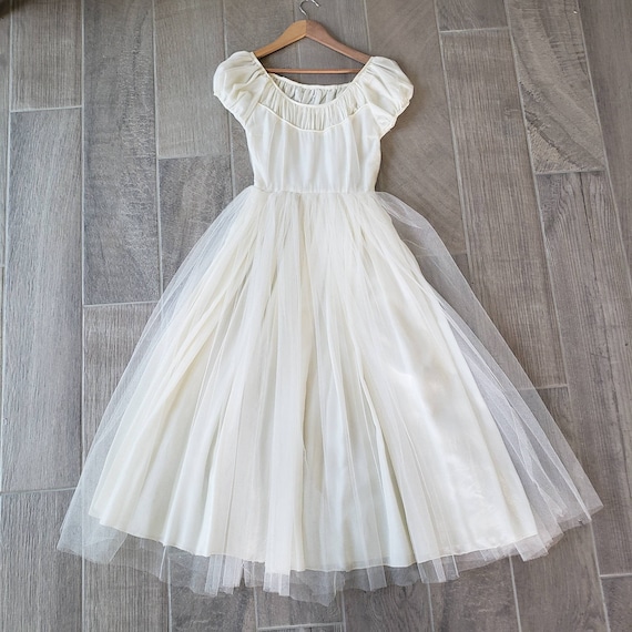 Vintage 1950s Tulle Net Wedding Dress
