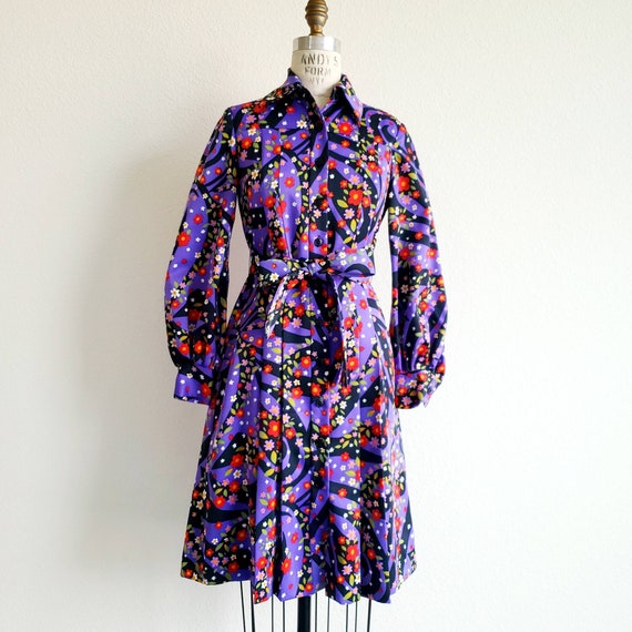 70s Albert Nipon Belted Shirt Dress