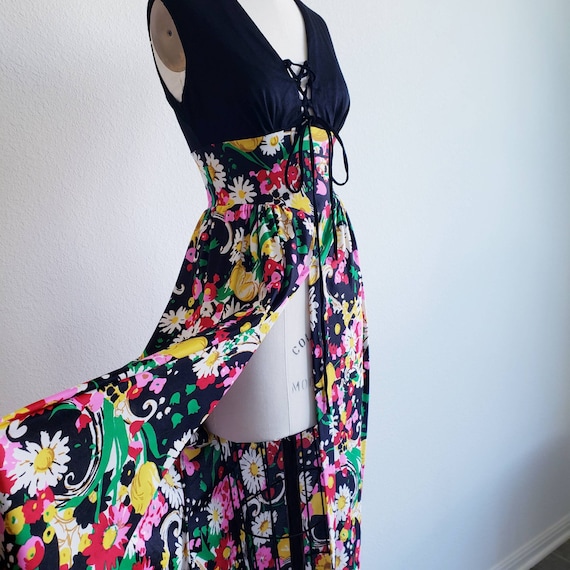 Vintage 70s Lace up Floral Maxi Dress