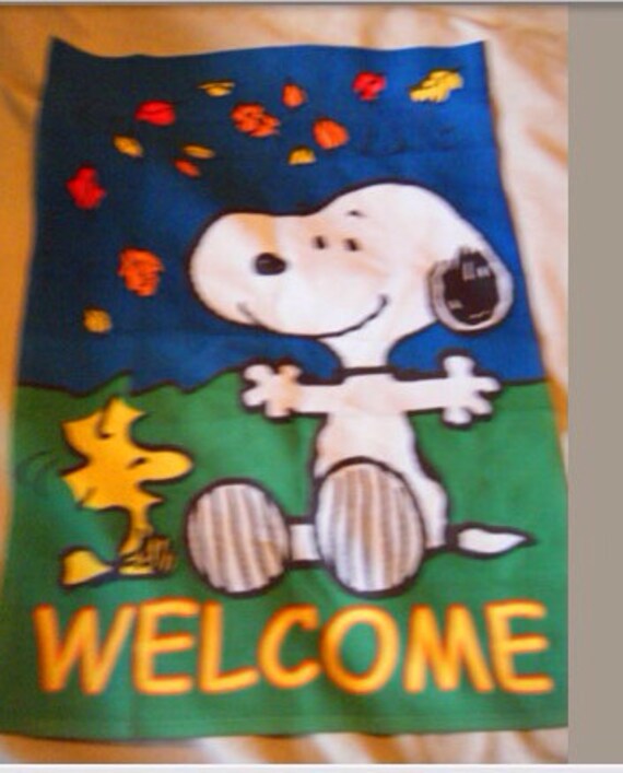 Items similar to Fall Garden Flag/ Snoopy Flag/ Peanuts Fall Garden