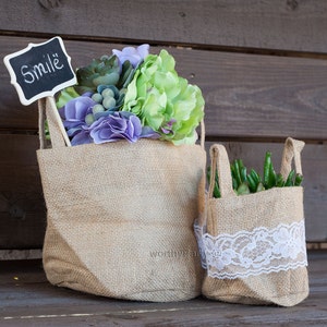 Jute Round Gusseted Gift Favor Flowers Holders Bags - Rustic Vintage NATURAL Color with laminated lining (Set of 6)