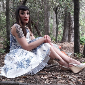 Toile De Jouy Crop Top and Skirt Set, Blue  Toile Cotton Two Piece Dress Set, Bridesmaids and Wedding, Plus Sizes Available, Made to Order