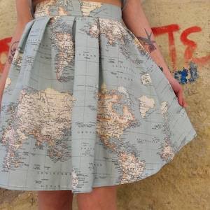 Skater Map Skirt with Pockets in Blue Green, Atlas Print Cotton Skirt with Pleats, Bridesmaids and Wedding, Plus Sizes, Made to Order image 2