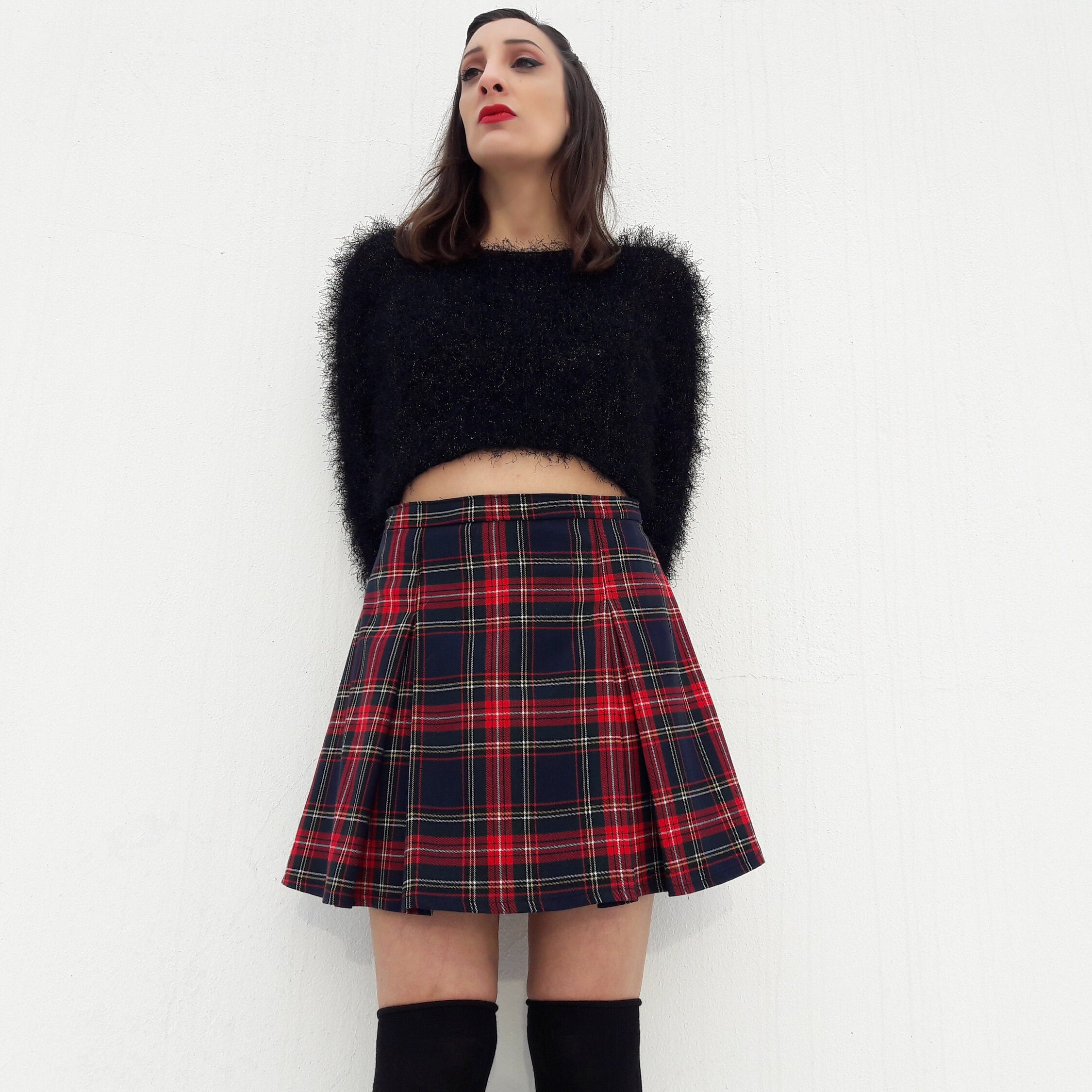 red plaid skirt outfit