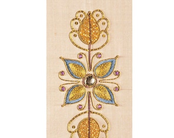 PDF download - SUMMERS GLOW Goldwork panel