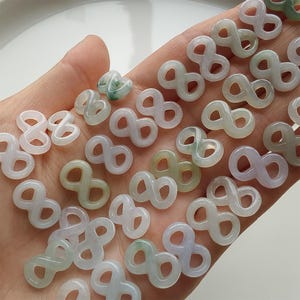 DDP 5pcs 15-17mm Natural Type A Green White Icy Waxy Burmese Jadeite Double Loop Figure-eight Beads