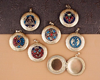 2pc Nepal Brass Inlay Round Photo Locket Pendant,Tibetan Jewelry Pendant,Tibet beads,Necklace Locket,Amulet Pendant,DIY jewelry supplies