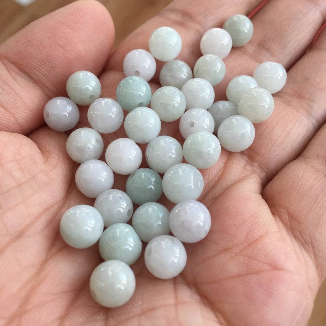 Perles rondes en Jadéite du Guatemala – 2,3 mm main image 0