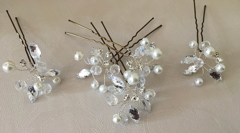 Bridal wedding rhinestone pearl and crystal hair pins