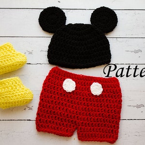 Crochet PATTERN - Newborn to 12 months Mickey Mouse shorts set Photo Prop Set -Instant Download PDF- Photography Prop Pattern