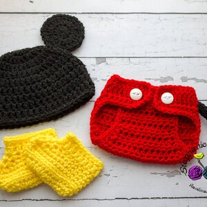 Crochet PATTERN Newborn to 12 months Mickey Mouse set Photo Prop Set Instant Download PDF 125 Photography Prop Pattern image 2