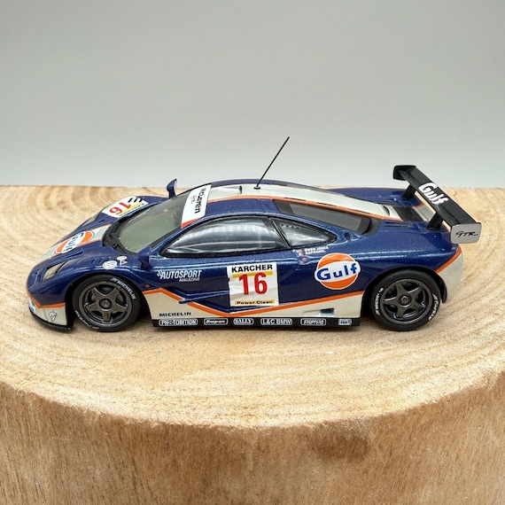 Minichamps Mclaren F1 GTR Gulf Racing 16 Owen Jones Raphanel