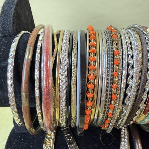 Bulk Lot 130 Bangle Bracelets Stackable Bracelet … - image 3
