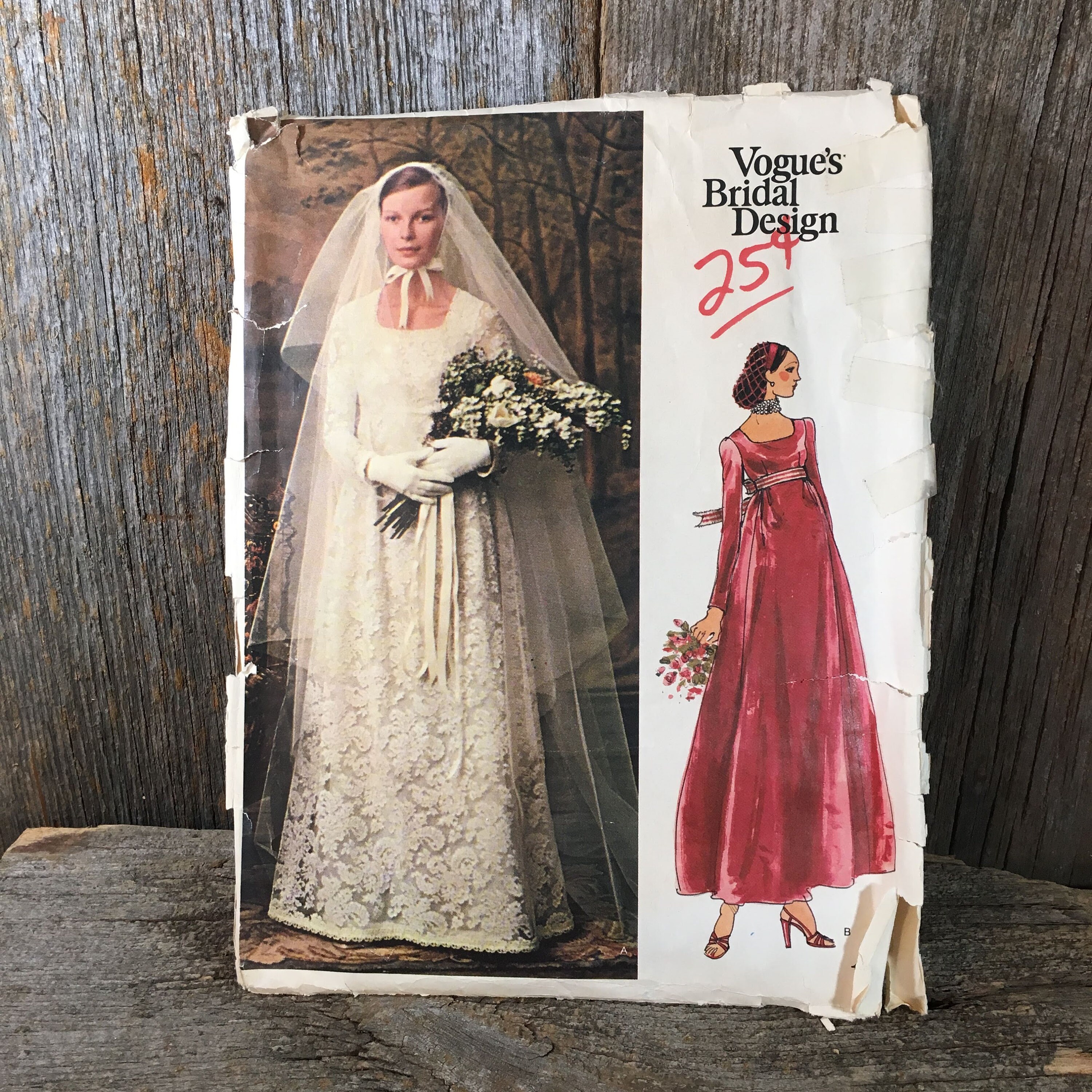 Vintage Vogue Bridal Design 1070 1970 S Style Wedding Gown