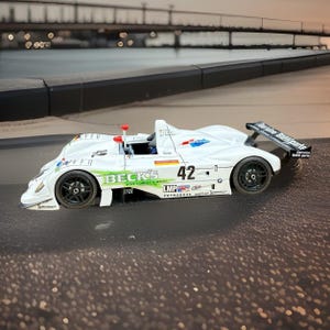 BBR Project 43 BMW V12 LMR #42 Hand-Built Metal Resin Model Car