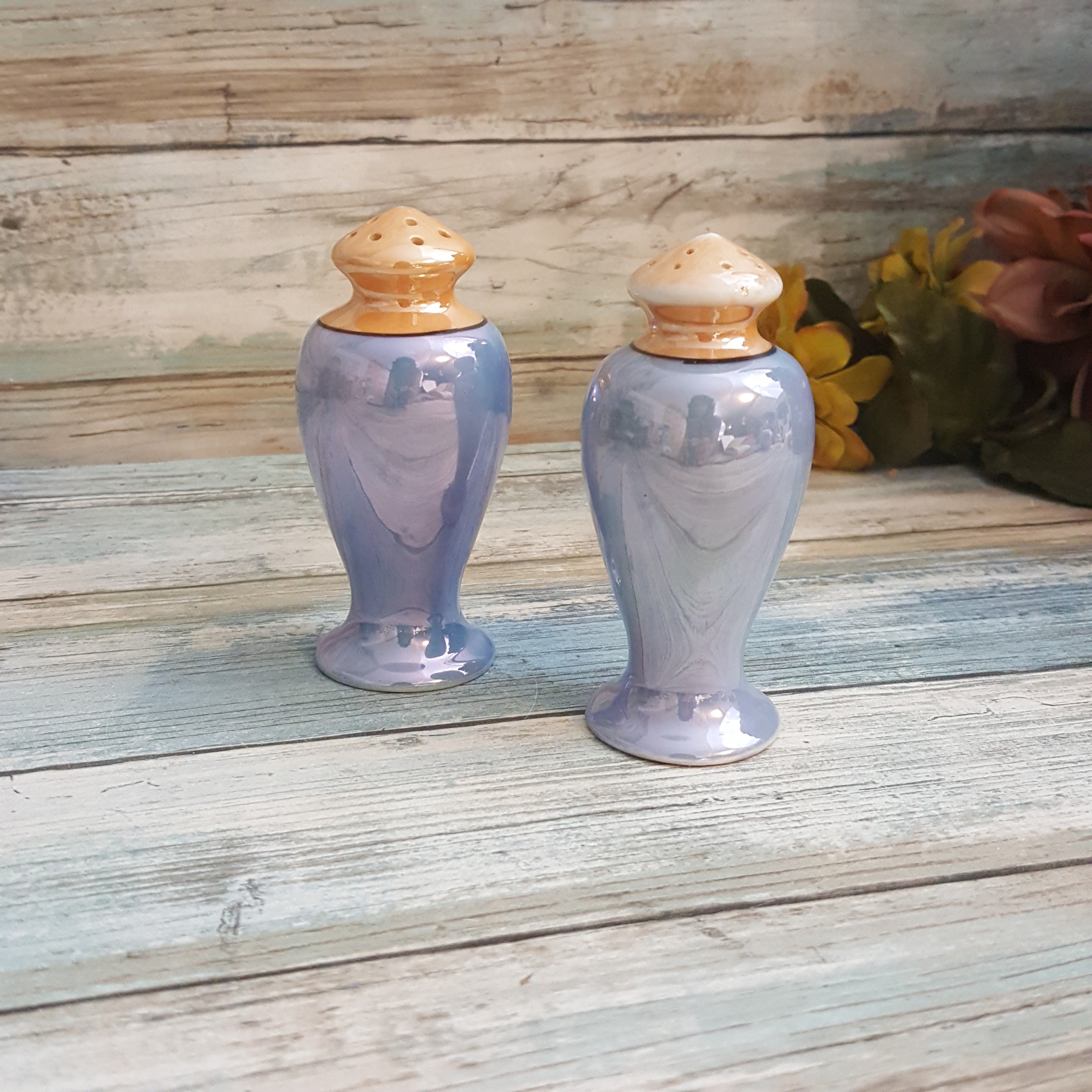 Blue Lusterware Made in Japan salt and pepper shakers,1930 ...