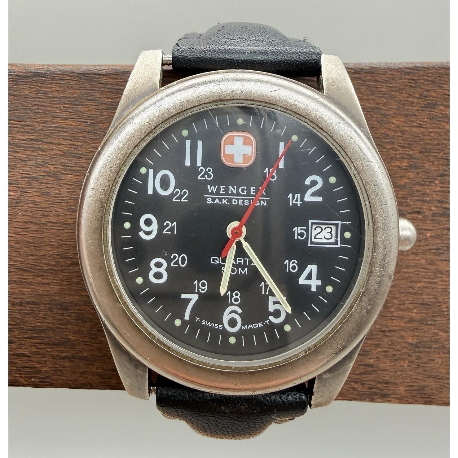 Vintage Wenger SAK Design Swiss Quartz 0605 Field Watch Black