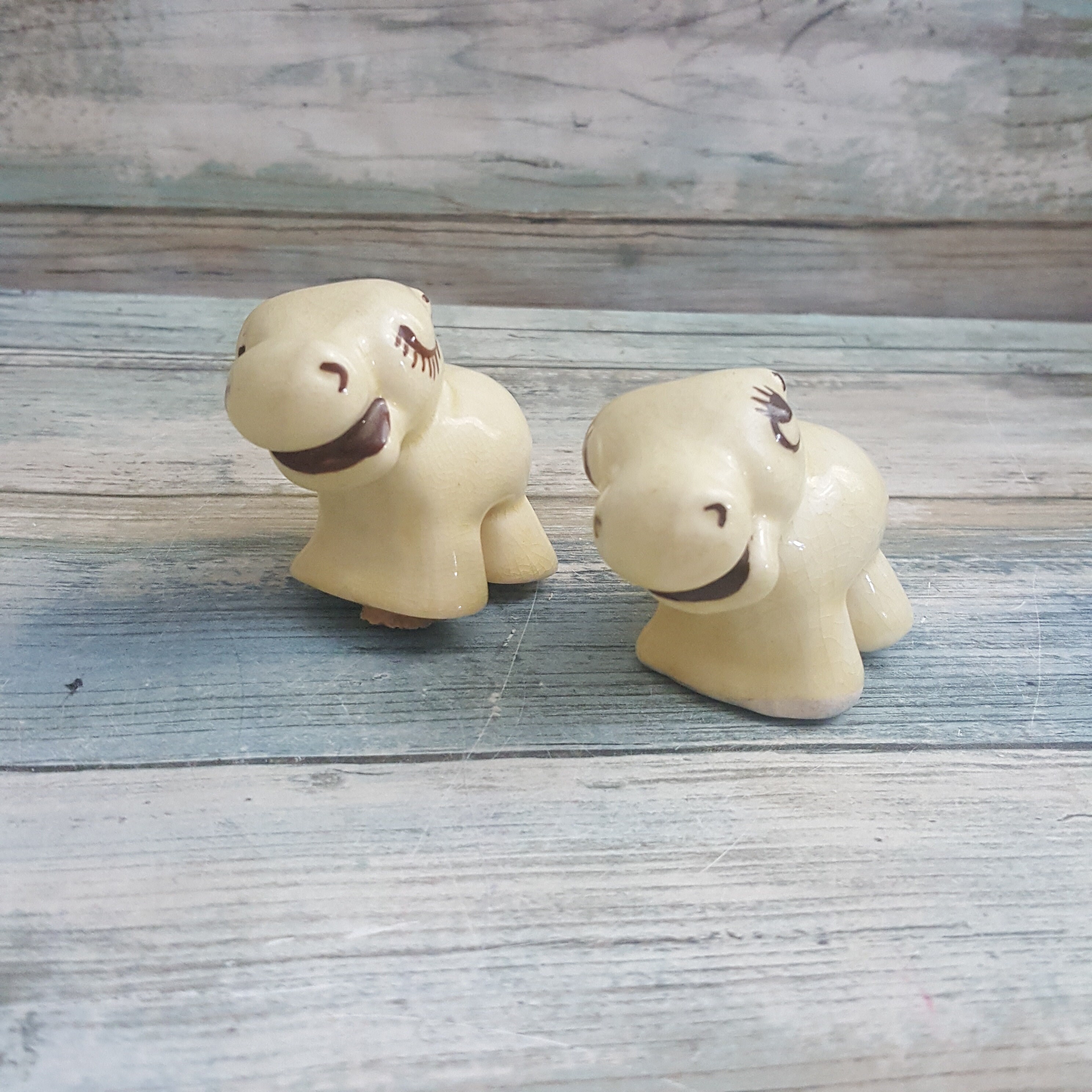 Vintage Hippo salt and pepper shakers, Hippopotamus salt and pepper