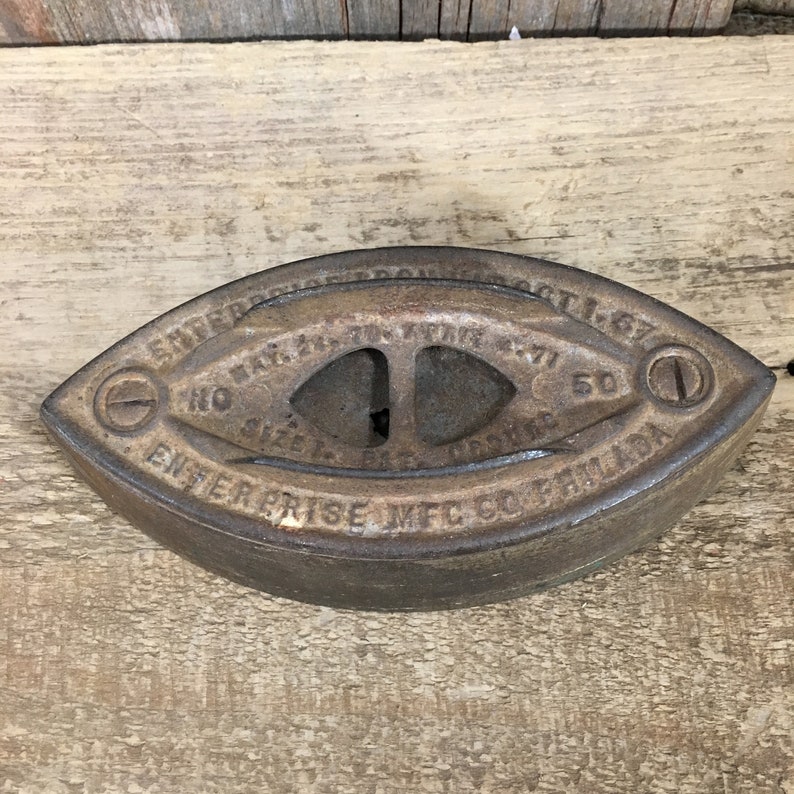 Enterprise Sad Iron late 1800/'s sad iron Antique sad iron Pat Oct 1 Enterprise MFG Philadelphia 50 Enterprise iron No 67