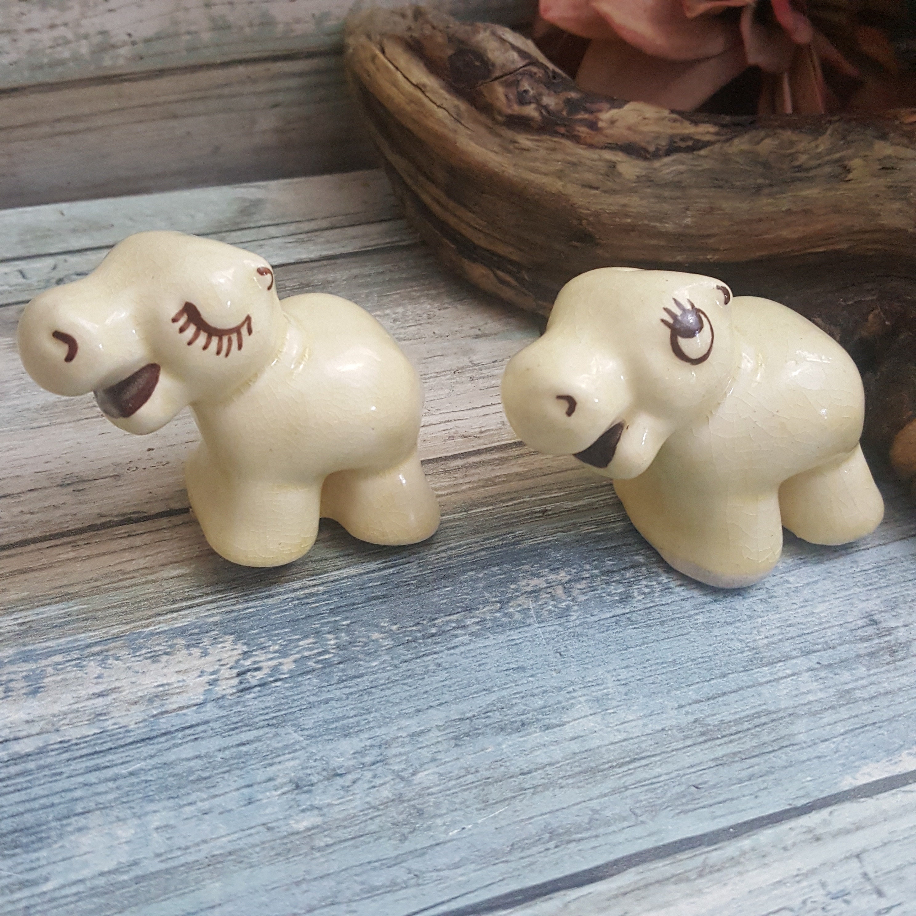 Vintage Hippo salt and pepper shakers, Hippopotamus salt and pepper
