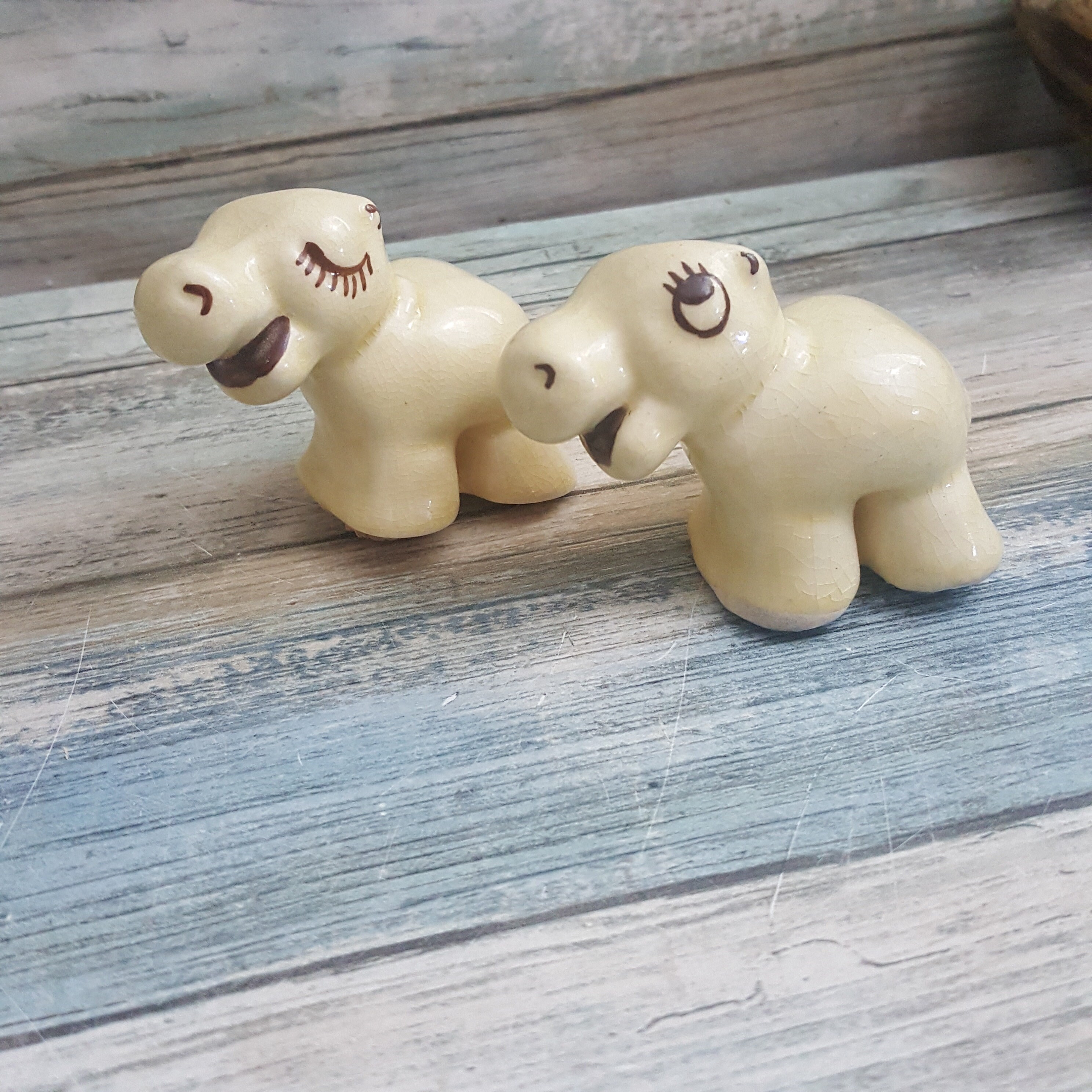 Vintage Hippo salt and pepper shakers, Hippopotamus salt and pepper