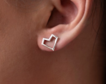 KDA Evelynn Heart Stud Earrings