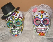Day of the Dead/Sugar Skull Paper Mache Cake Topper /Bride and Groom Skulls/ Day of the Dead Wedding/Halloween Wedding