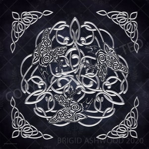 Altar Cloth | Tarot Cloth | Tarot Spread | Tarot Reading | Celtic Raven Black and Silver Scarf