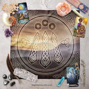 Altar Cloth | Tarot Cloth | Tarot Spread | Tarot Reading | Celtic Awen Landscape Druid Scarf