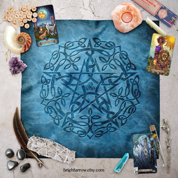 Pentagram Tarot Reading Cloth or Altar Cloth Pentagram Tarot Reading Cloth or Altar Cloth