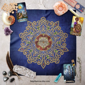 Altar Cloth | Tarot Cloth | Tarot Spread | Tarot Reading | Celtic Knot Tudor Rose Scarf