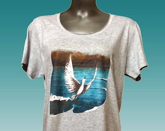camiseta pájaro "DESPEGANDO" Impresión Directa diseño acrílico original Diferentes colores
