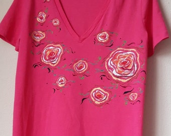 Camiseta pintada a mano fucsia