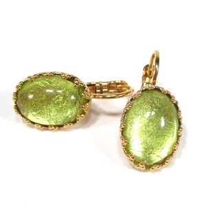 Autumn green gold earrings vintage glass oval handmade glass stones 40s crown setting gold-plated handmade