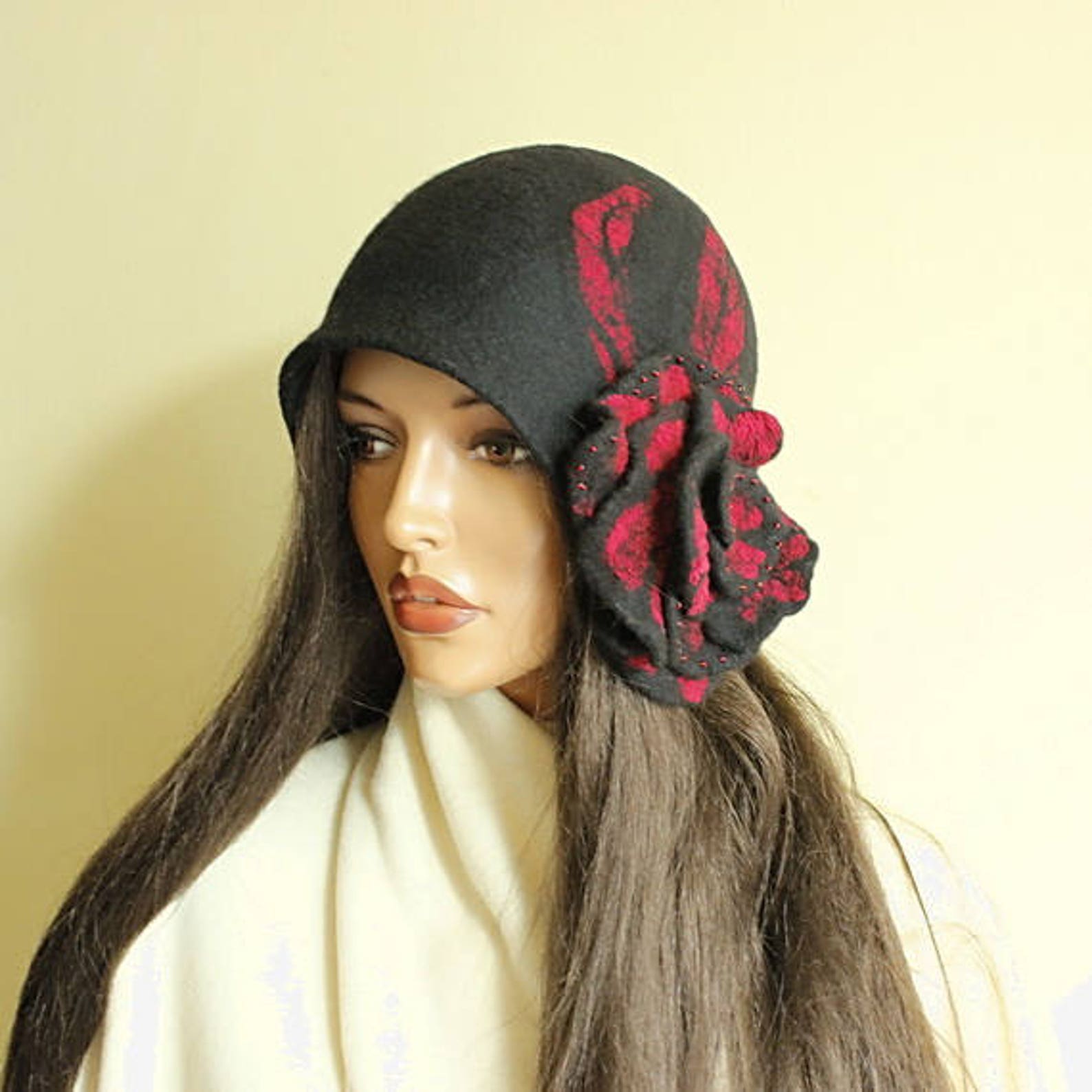 Black Red Hat // Felted Hat// Felt Hat // Hat Felted 1920s // - Etsy