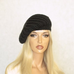 Black knitted beret. Unisex black beret for 3 seasons. Shetland wool 100%. Beret styled  Parisian artistic bohemia.Handcraft beret FREE SHIP