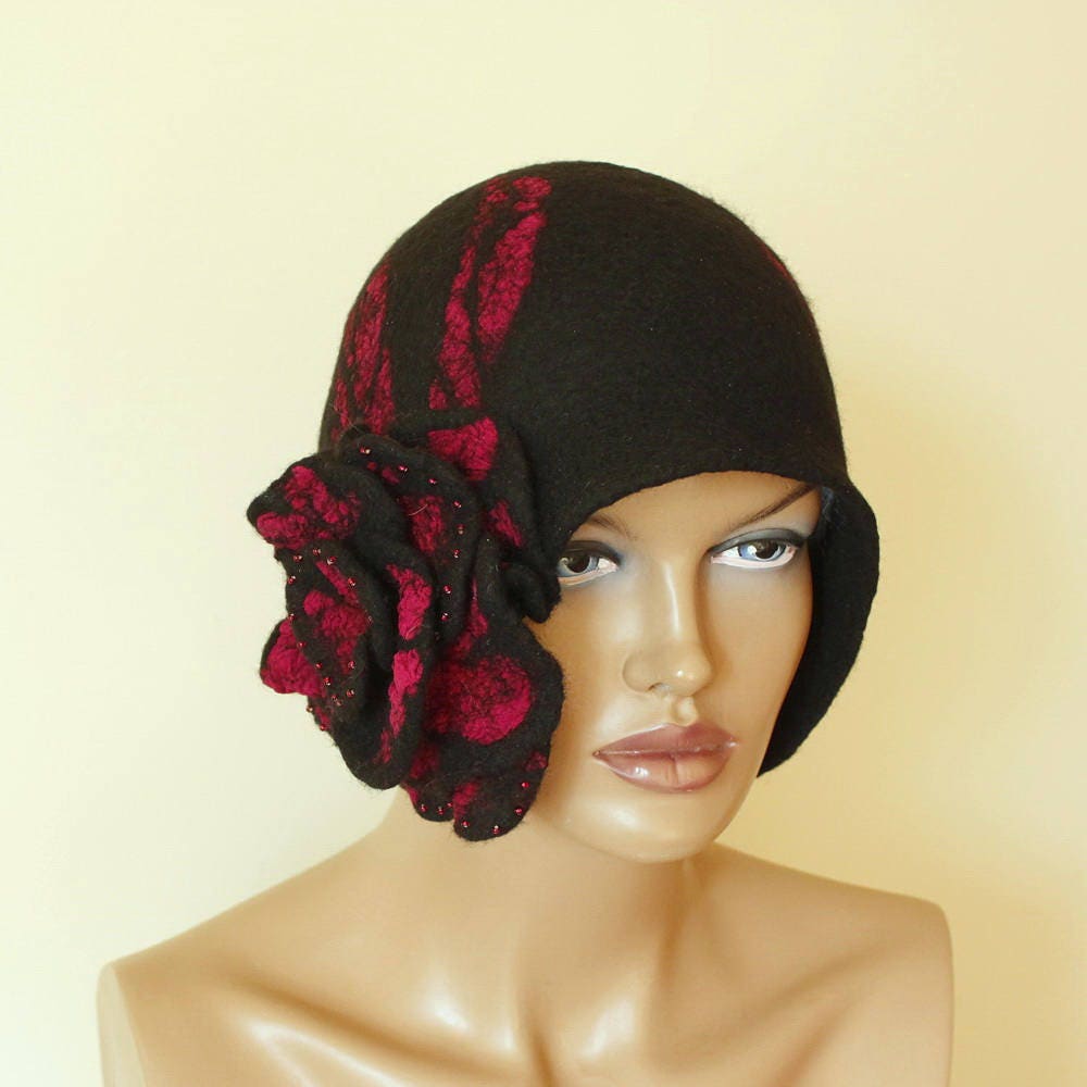 Black Red Hat // Felted Hat// Felt Hat // Hat Felted 1920s // - Etsy