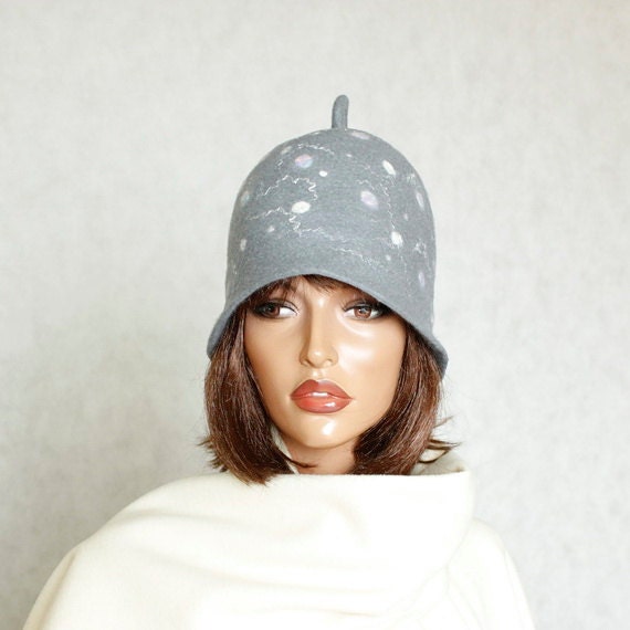 grey felt cap
