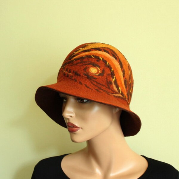 Rusty, mahogany, brown hat Felted hat  felt hat  Cloche felt  Elegant hat