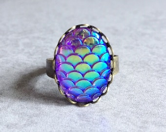Iridescent Mermaid Scale Ring - 18x13mm Cabochon, Bronze Adjustable Band/Lace Bezel, Green, Purple, Pink, Blue, Color-Changing, Fish Scales
