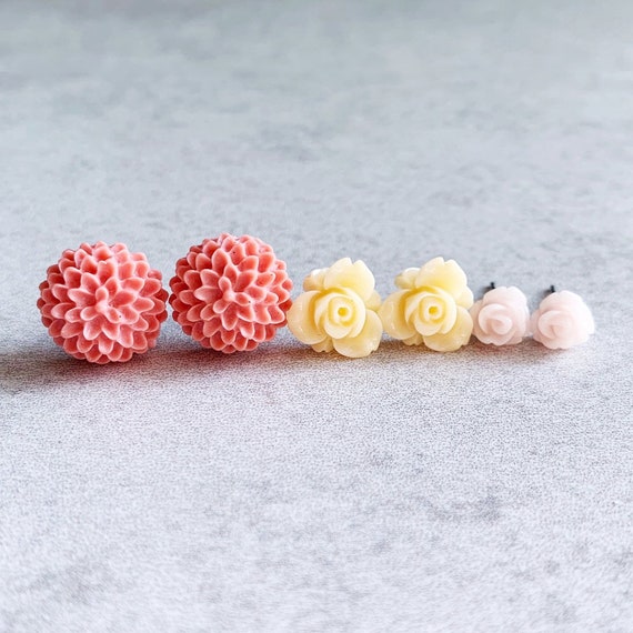 10 Pairs Frosted Resin Chrysanthemum Flower Cabochons 15mm