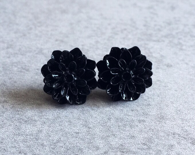 Black Dahlia Earrings Silver Plated Stud Posts 15mm Resin - Etsy